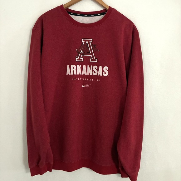 Nike University Arkansas Razorbacks Sweatshirt 2XL Crewneck Center Logo Preppy - Picture 1 of 8